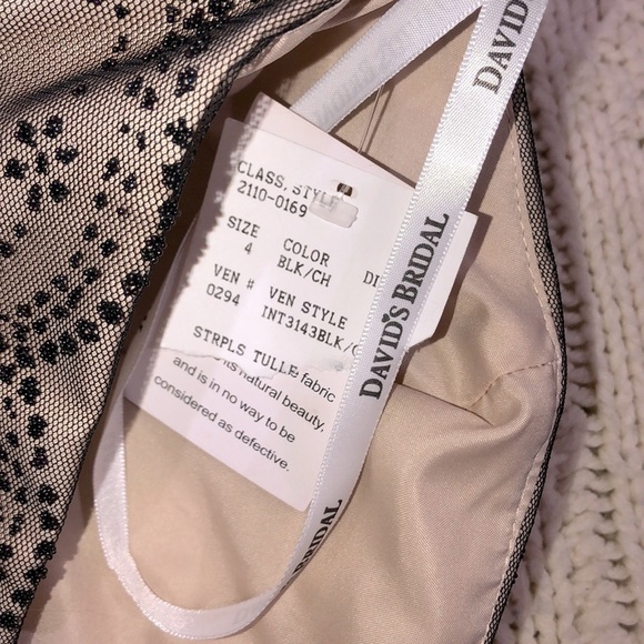 David’s Bridal size 4 black tulle cocktail dress - Picture 3 of 5